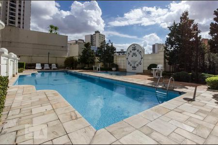 Apartamento à venda com 190m², 4 quartos e 4 vagasPiscina