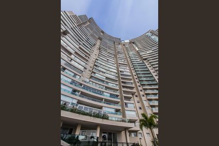 Apartamento à venda com 88m², 2 quartos e 2 vagas Apartamento à venda com 88m², 2 quartos e 2 vagasFachada