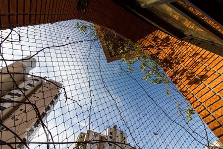 Apartamento para alugar com 147m², 3 quartos e 2 vagasDetalhe da altura da varanda 