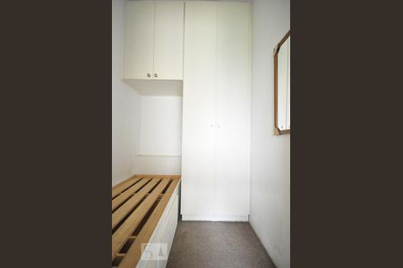 Apartamento à venda com 158m², 2 quartos e 3 vagasQuarto de serviço