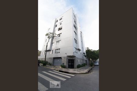 Apartamento à venda com 280m², 4 quartos e 3 vagasFachada