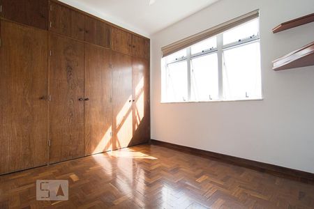 Apartamento à venda com 280m², 4 quartos e 3 vagasQuarto