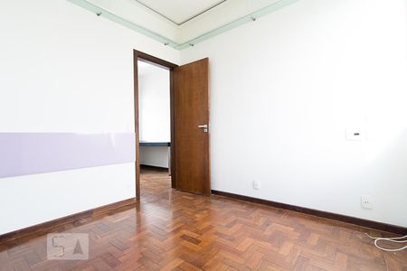 Apartamento à venda com 280m², 4 quartos e 3 vagasQuarto