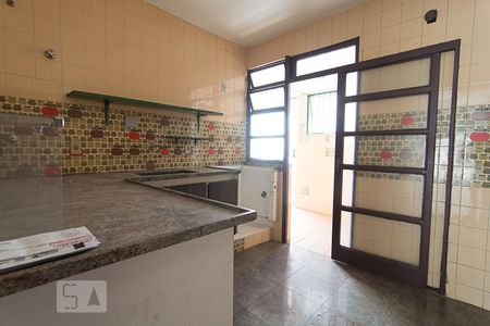 Apartamento à venda com 288m², 4 quartos e 2 vagasCozinha