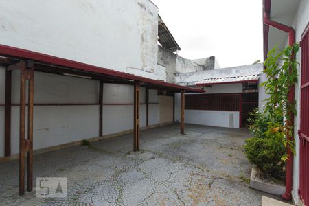 Casa à venda com 361m², 7 quartos e sem vaga Casa à venda com 361m², 7 quartos e sem vagaQuintal