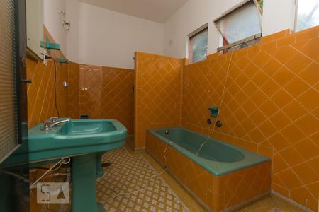 Casa à venda com 361m², 7 quartos e sem vaga Casa à venda com 361m², 7 quartos e sem vagaBanheiro da suíte 2