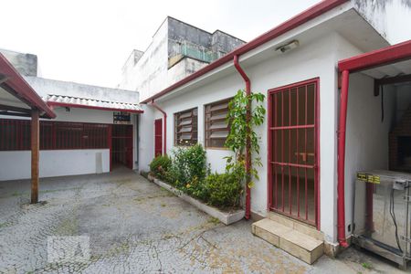 Casa à venda com 361m², 7 quartos e sem vaga Casa à venda com 361m², 7 quartos e sem vagaQuintal