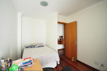 Apartamento à venda com 132m², 4 quartos e 2 vagasSuíte 2