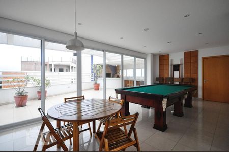 Apartamento à venda com 132m², 4 quartos e 2 vagasSalão de jogos