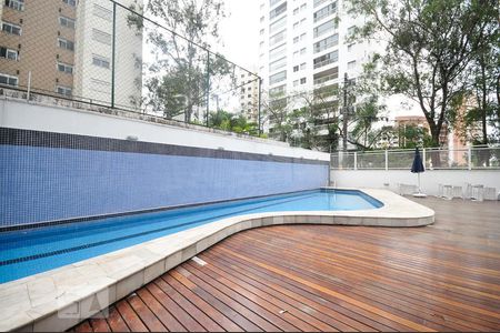 Apartamento à venda com 132m², 4 quartos e 2 vagasPiscina