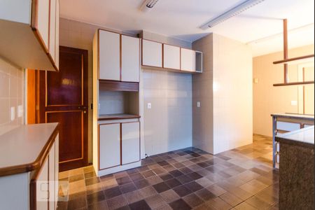 Apartamento à venda com 275m², 3 quartos e 3 vagasCozinha