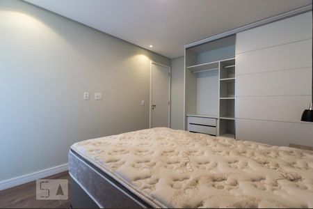 Quarto de apartamento para alugar com 1 quarto, 50m² em Empresarial 18 do Forte, Barueri