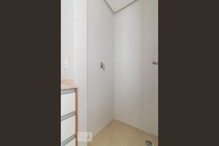 Banheiro de apartamento para alugar com 3 quartos, 82m² em Baeta Neves, São Bernardo do Campo