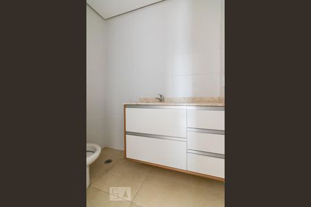 Banheiro de apartamento para alugar com 3 quartos, 82m² em Baeta Neves, São Bernardo do Campo