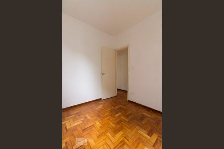 Quarto 1  de apartamento para alugar com 3 quartos, 80m² em Vila Cláudia, São Paulo