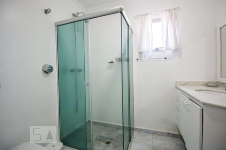 Apartamento à venda com 120m², 3 quartos e 1 vaga Apartamento à venda com 120m², 3 quartos e 1 vagaBanheiro social