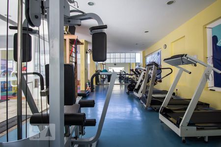 Apartamento à venda com 120m², 3 quartos e 1 vaga Apartamento à venda com 120m², 3 quartos e 1 vagaAcademia