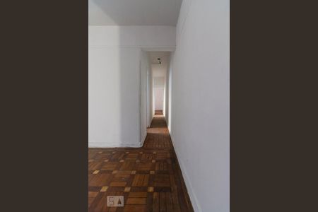 Corredor dos quartos  de apartamento para alugar com 2 quartos, 65m² em Brás, São Paulo