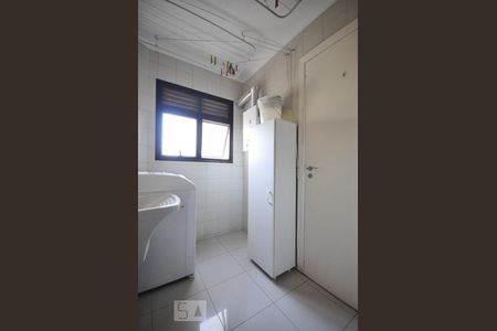 Apartamento à venda com 83m², 3 quartos e 2 vagasÁrea de serviço