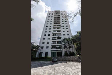 Apartamento para alugar com 113m², 3 quartos e 1 vagaFachada