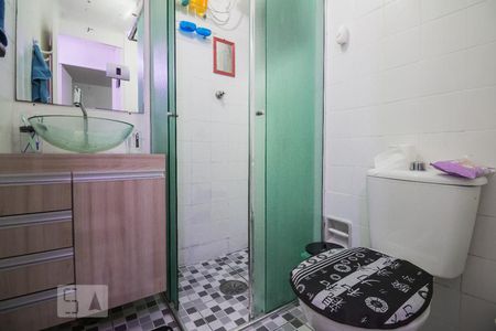 Banheiro de apartamento para alugar com 2 quartos, 41m² em Jardim Dom Bosco, São Paulo