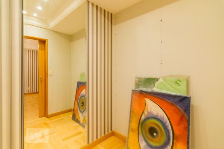 Apartamento à venda com 450m², 5 quartos e 4 vagas Apartamento à venda com 450m², 5 quartos e 4 vagasCloset da Suite 3