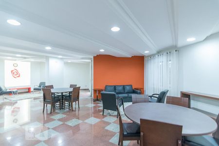 Apartamento à venda com 450m², 5 quartos e 4 vagas Apartamento à venda com 450m², 5 quartos e 4 vagasSalão de Festas