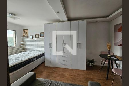Sala/Quarto de kitnet/studio para alugar com 1 quarto, 30m² em Campo Belo, São Paulo