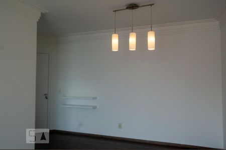 Sala de apartamento para alugar com 2 quartos, 65m² em Vila Lúcia, São Paulo