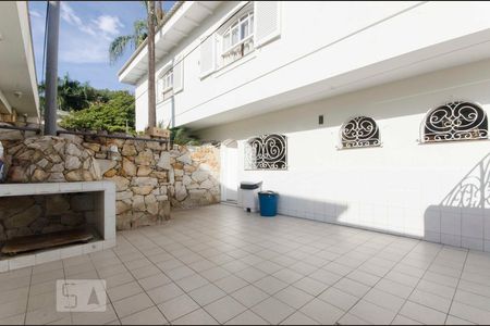 Casa à venda com 577m², 5 quartos e 7 vagasQuintal / lavanderia