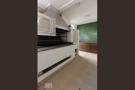 Casa à venda com 577m², 5 quartos e 7 vagasChurrasqueira