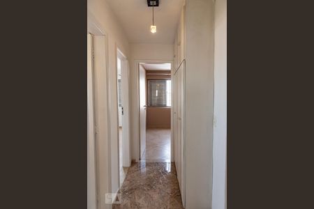 Apartamento à venda com 108m², 3 quartos e 1 vaga Apartamento à venda com 108m², 3 quartos e 1 vagaCorredor