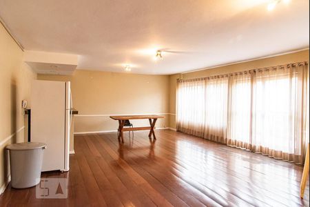 Apartamento à venda com 108m², 3 quartos e 1 vaga Apartamento à venda com 108m², 3 quartos e 1 vagaSalão de festas