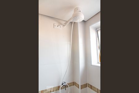 Apartamento à venda com 108m², 3 quartos e 1 vaga Apartamento à venda com 108m², 3 quartos e 1 vagaChuveiro