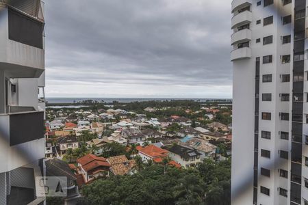 Vista de apartamento para alugar com 2 quartos, 65m² em Barra da Tijuca, Rio de Janeiro