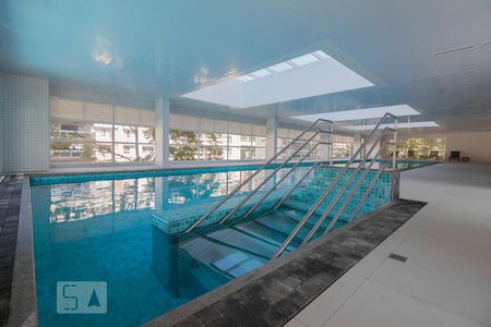 Apartamento para alugar com 39m², 1 quarto e 1 vagaPiscina coberta