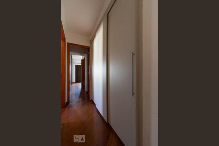 Apartamento à venda com 150m², 3 quartos e 3 vagasArmário corredor dos quartos 