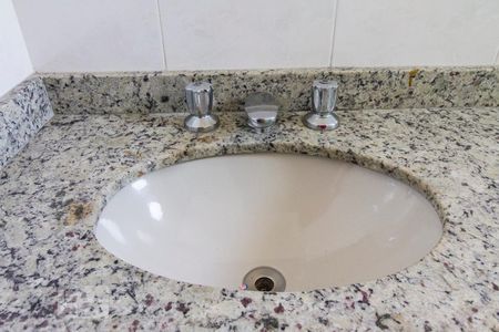 Apartamento à venda com 150m², 3 quartos e 3 vagasPia Banheiro suíte 2 