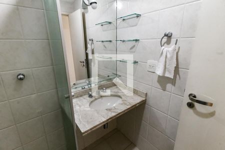 Banheiro Corredor de apartamento à venda com 3 quartos, 85m² em Vila Suzana, São Paulo