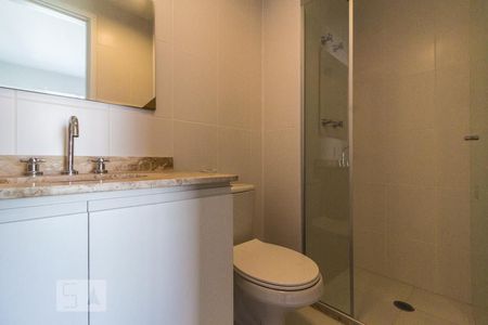 Banheiro de kitnet/studio à venda com 1 quarto, 33m² em Barra Funda, São Paulo