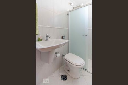 Banheiro de apartamento para alugar com 3 quartos, 75m² em Parque Mandaqui, São Paulo