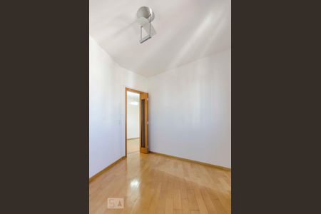 Quarto 2 de apartamento para alugar com 3 quartos, 75m² em Parque Mandaqui, São Paulo