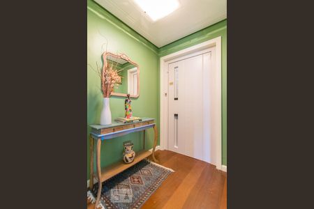 Apartamento à venda com 200m², 3 quartos e 3 vagas Apartamento à venda com 200m², 3 quartos e 3 vagasElevador Privativo