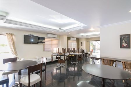 Apartamento à venda com 200m², 3 quartos e 3 vagas Apartamento à venda com 200m², 3 quartos e 3 vagasSalão de Festas