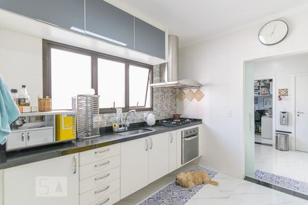 Apartamento à venda com 200m², 3 quartos e 3 vagas Apartamento à venda com 200m², 3 quartos e 3 vagasCozinha