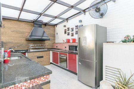 Apartamento à venda com 200m², 3 quartos e 3 vagas Apartamento à venda com 200m², 3 quartos e 3 vagasChurrasqueira