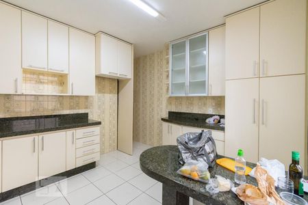Apartamento à venda com 160m², 4 quartos e 1 vaga Apartamento à venda com 160m², 4 quartos e 1 vagaCozinha