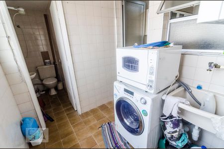 Apartamento à venda com 75m², 3 quartos e 1 vagaÁrea de Serviço