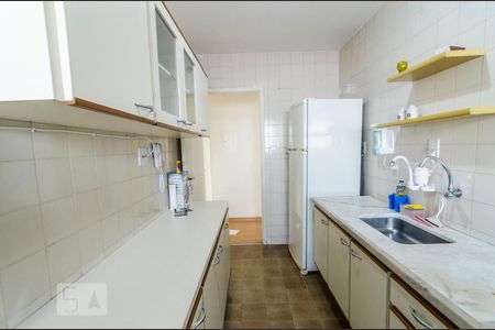 Apartamento à venda com 75m², 3 quartos e 1 vagaCozinha