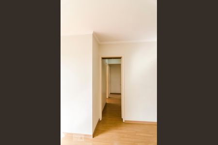 Corredor de apartamento à venda com 3 quartos, 75m² em Vila Prudente, São Paulo